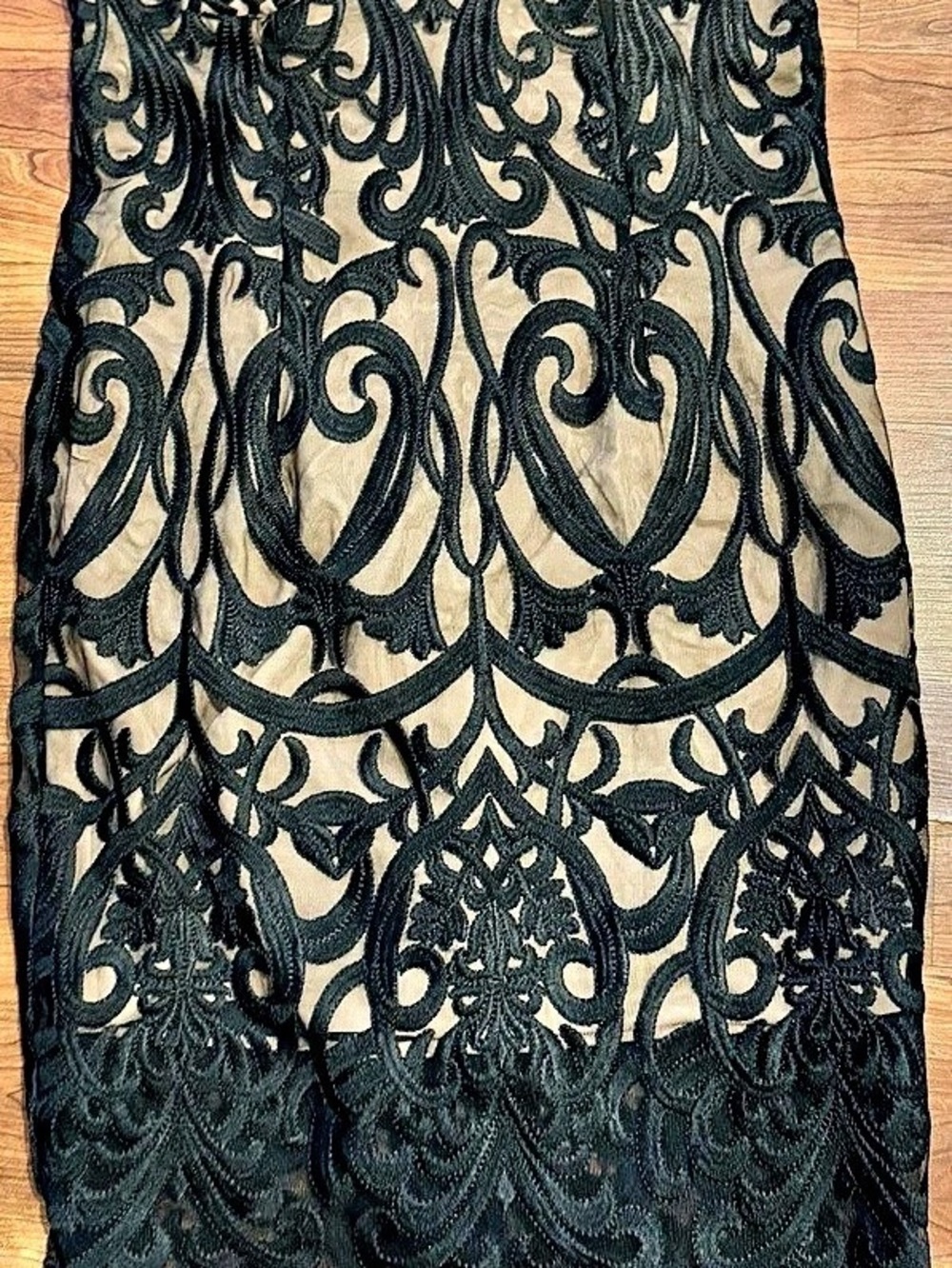 Bardot Lace Maxi Dress in Black Size Large NWT